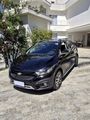 CHEVROLET ONIX 1.4 MPFI ACTIV 8V FLEX 4P AUTOMÁTICO